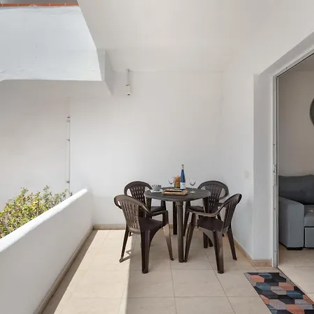 Sunset Lux Floritas * Арона