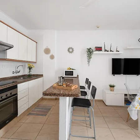 Sunset Lux Floritas * Арона