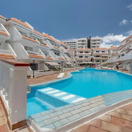 Апартаменты Sunset Lux Floritas Арона