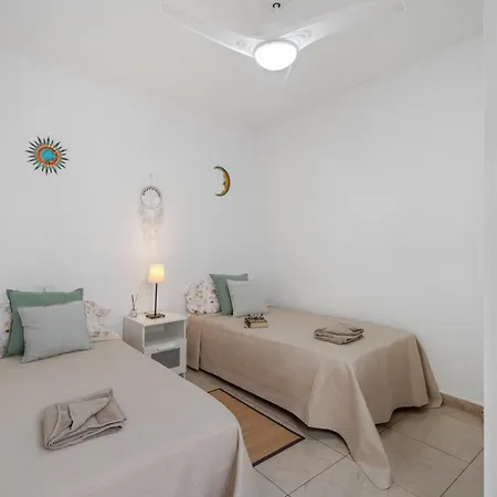 Sunset Lux Floritas Апартаменты Арона