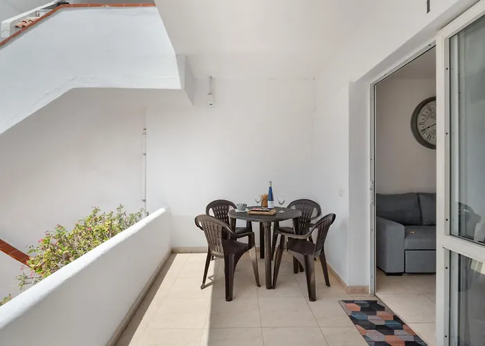 Sunset Lux Floritas * 아로나